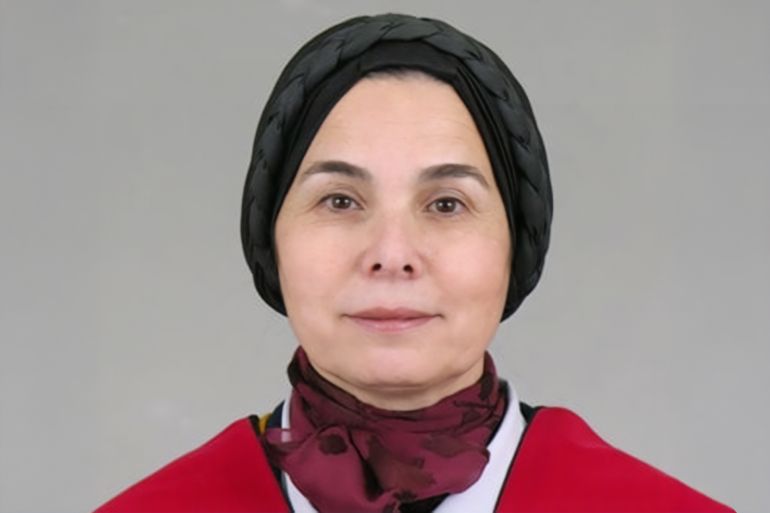 الدكتورة غيداء خزنة كاتبي رئيسة قسم التاريخ في كلية الآداب الجامعة الاردنية