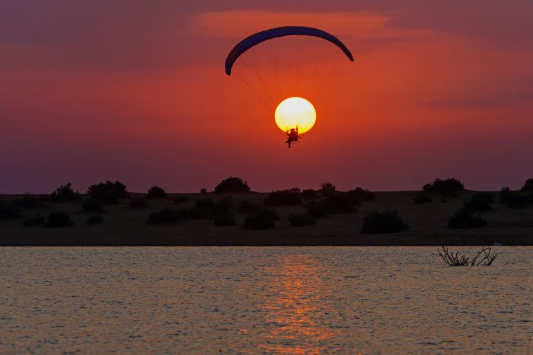 Saudi Arabia desert photo by Tariq ALmutlaq